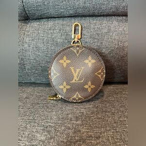 Louis Vuitton Coin Purse from Multi Pochette Accessories